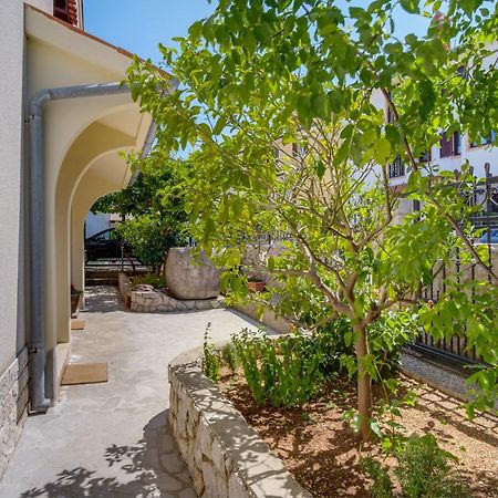 Apartments Anci مالي لوشينغْ المظهر الخارجي الصورة
