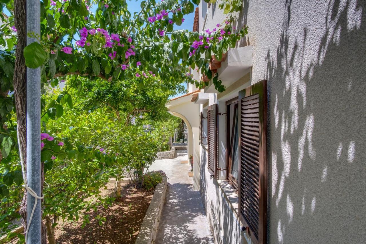 Apartments Anci مالي لوشينغْ المظهر الخارجي الصورة